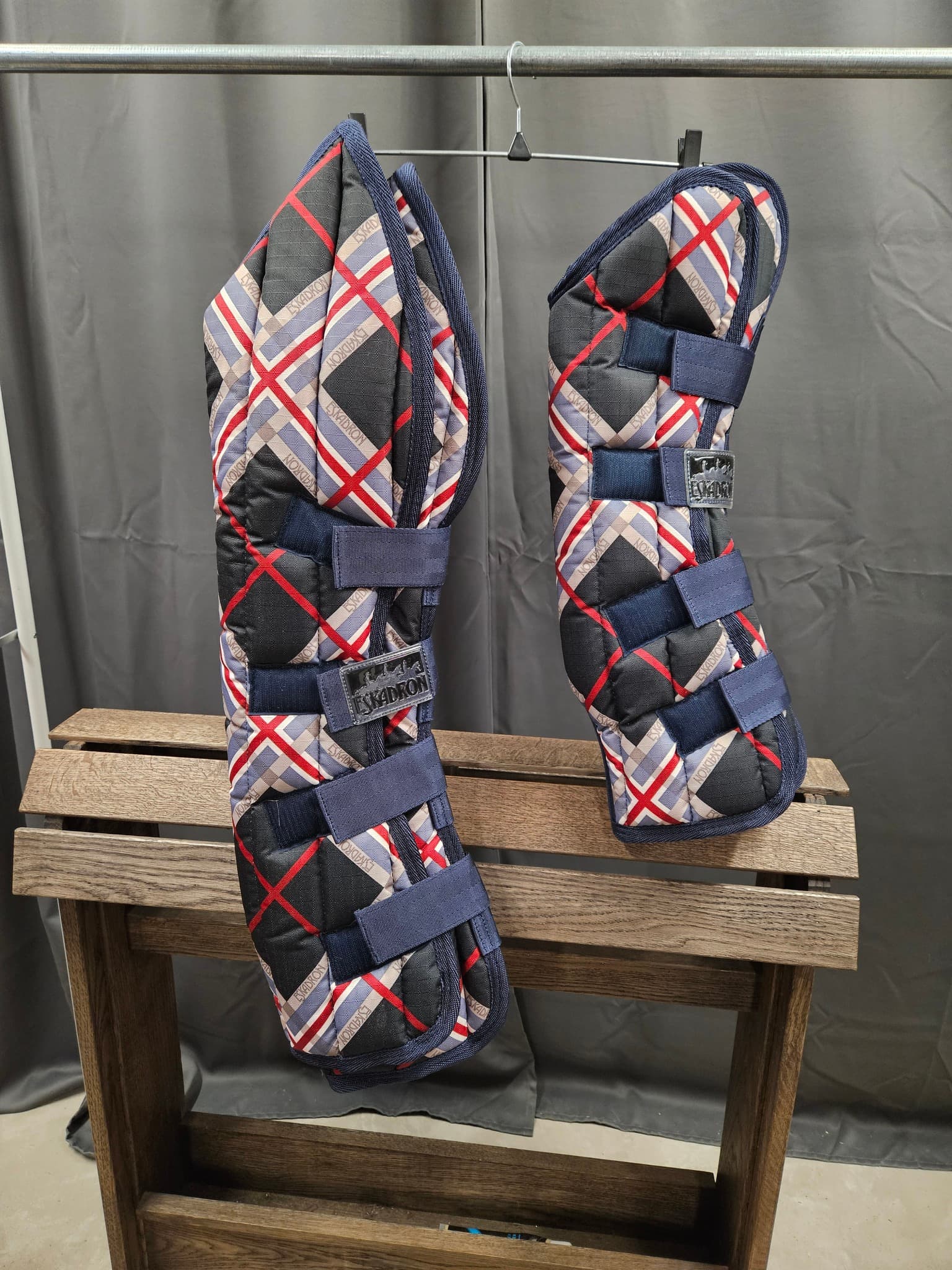 Transportskydd, full, Eskadron