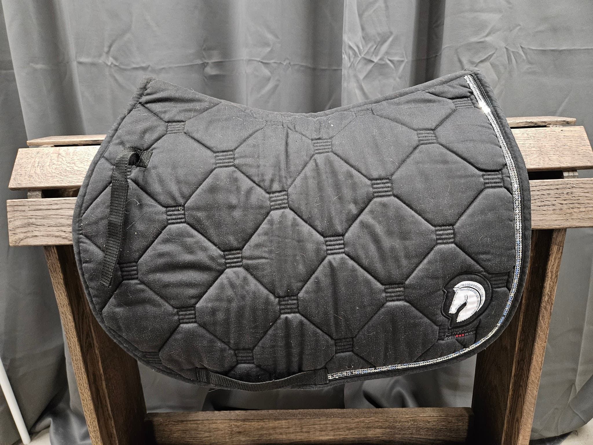 Schabrak, full, Fairfield