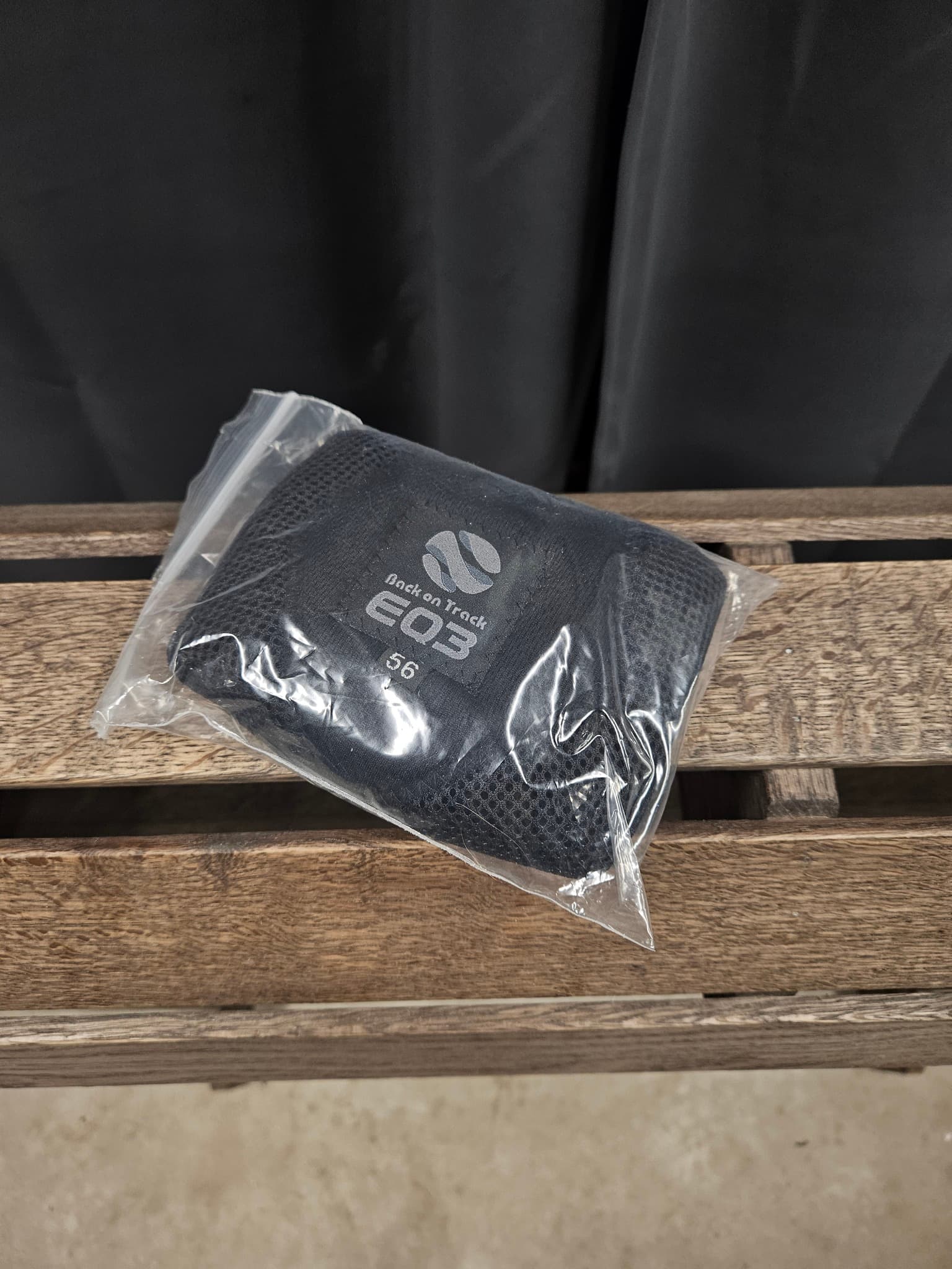 Hjälmfoder, 58, Back on Track