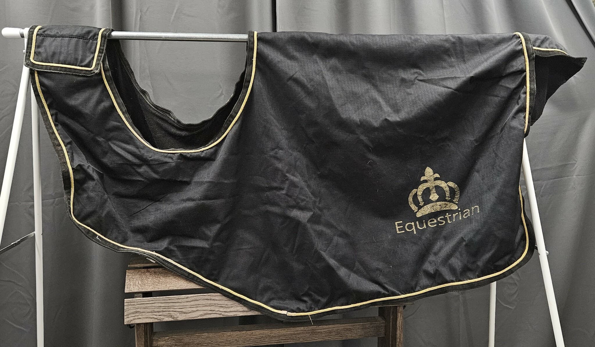 Skrittäcke, full, Equestrian