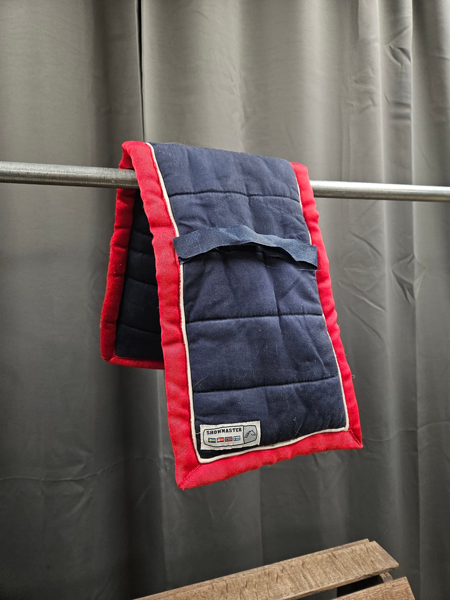 Selunderlägg, Showmaster