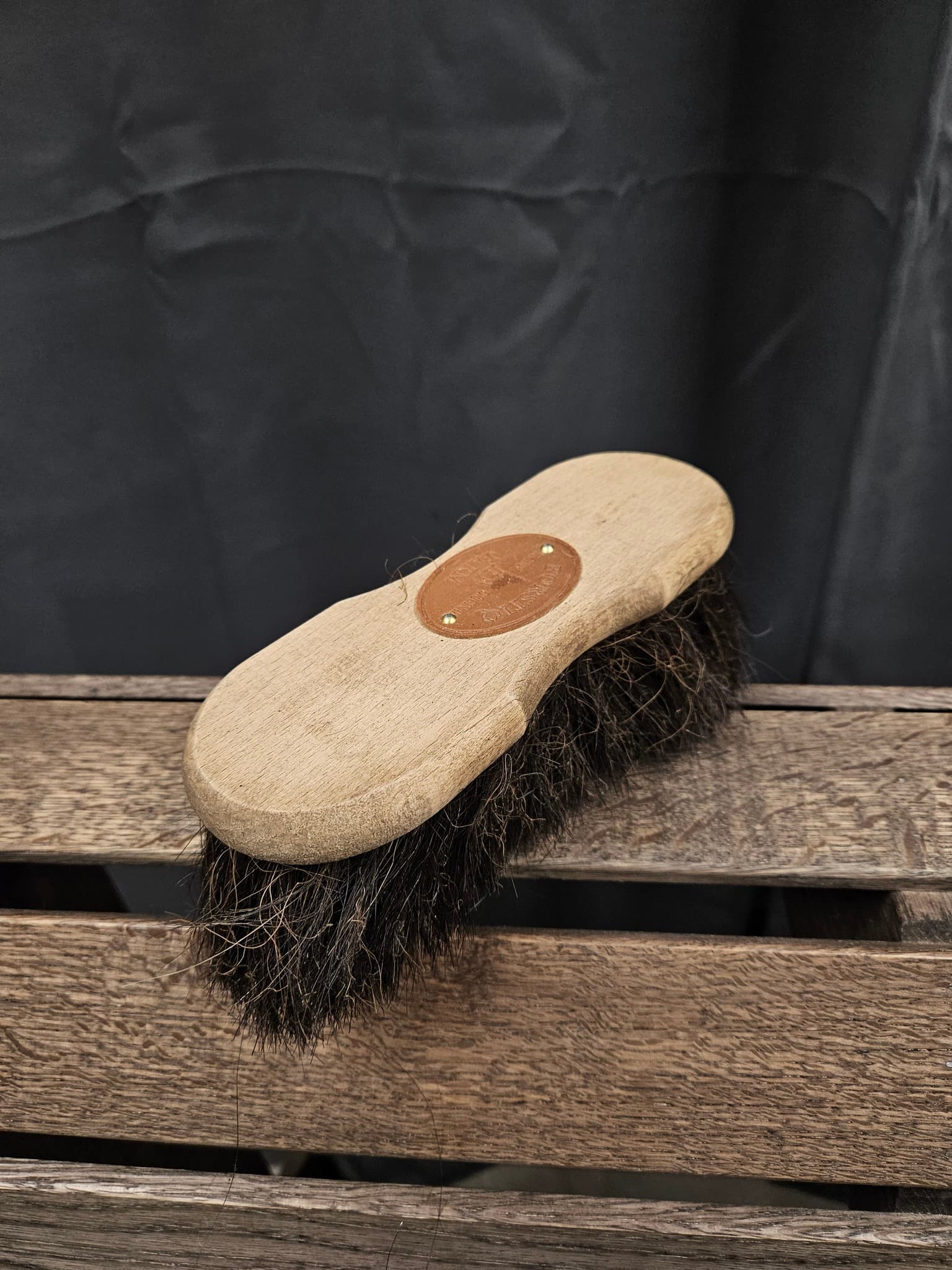 Midjeborste, Borstiq Farm