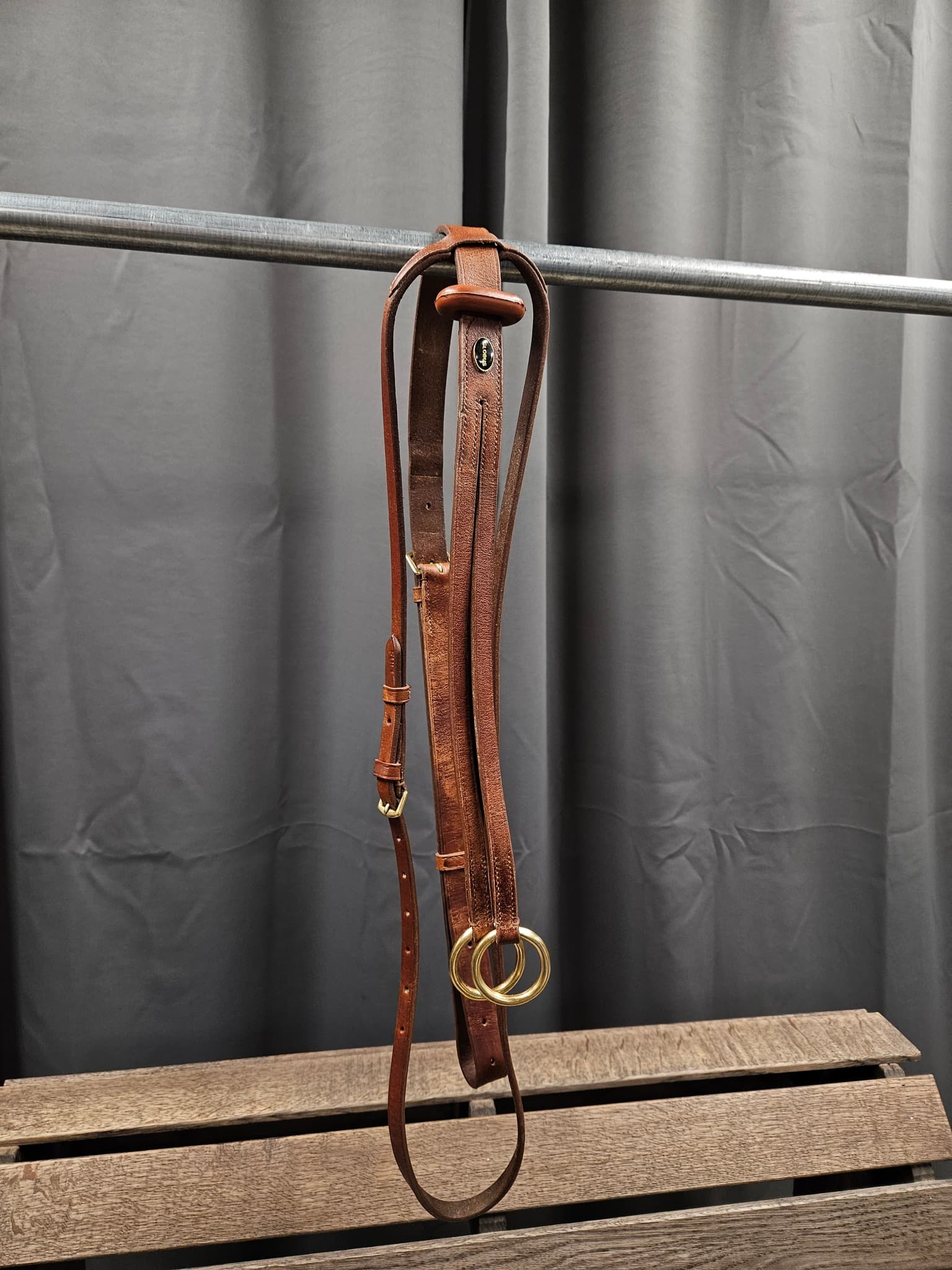 Martingal, full, Globus