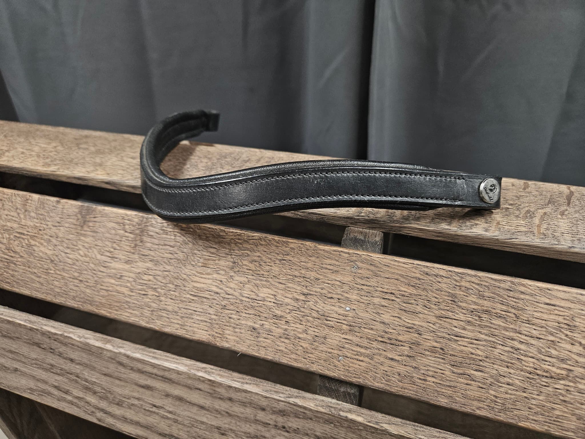 Pannband, ponny, Fairfield